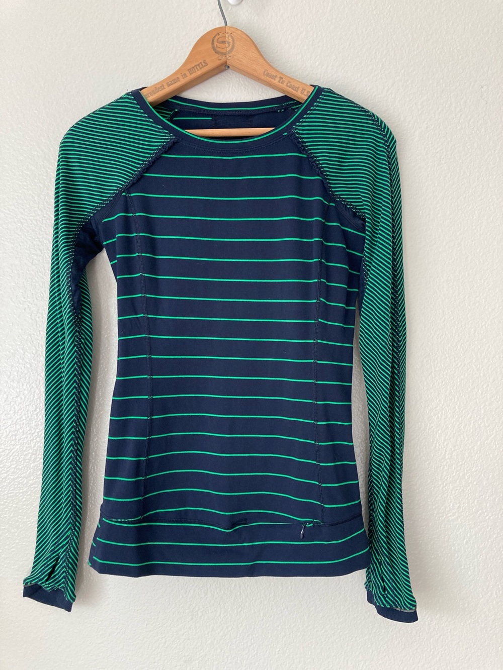 EUC Lululemon Full Tilt Long Sleeve Slalom Stripe Inkwell/Hyper Stripe sz small